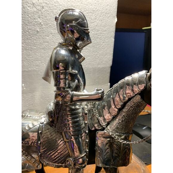 Medieval Knight in Armor Mounted on Horseback w/Jousting Lance - Picture 3 of 5